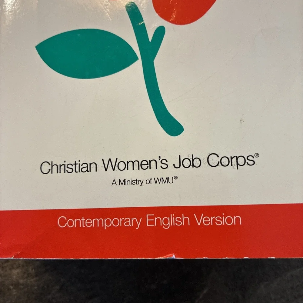 Vtg 1995 christian womens job corps holy bible contemporary english version WMU